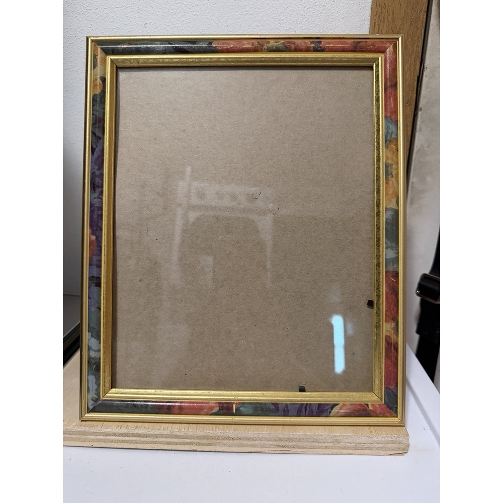 Vintage Floral Frame 11.5x9.5in